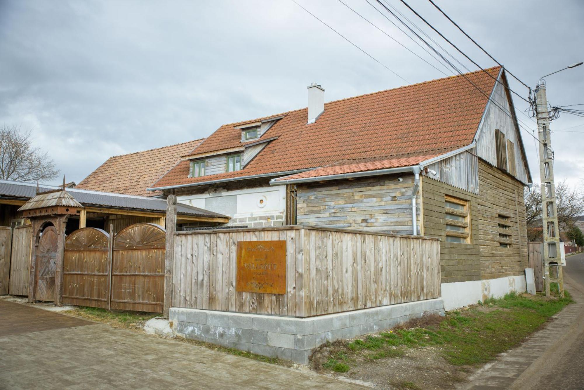 Păuleni-Ciuc Valaszut Fogado酒店 外观 照片